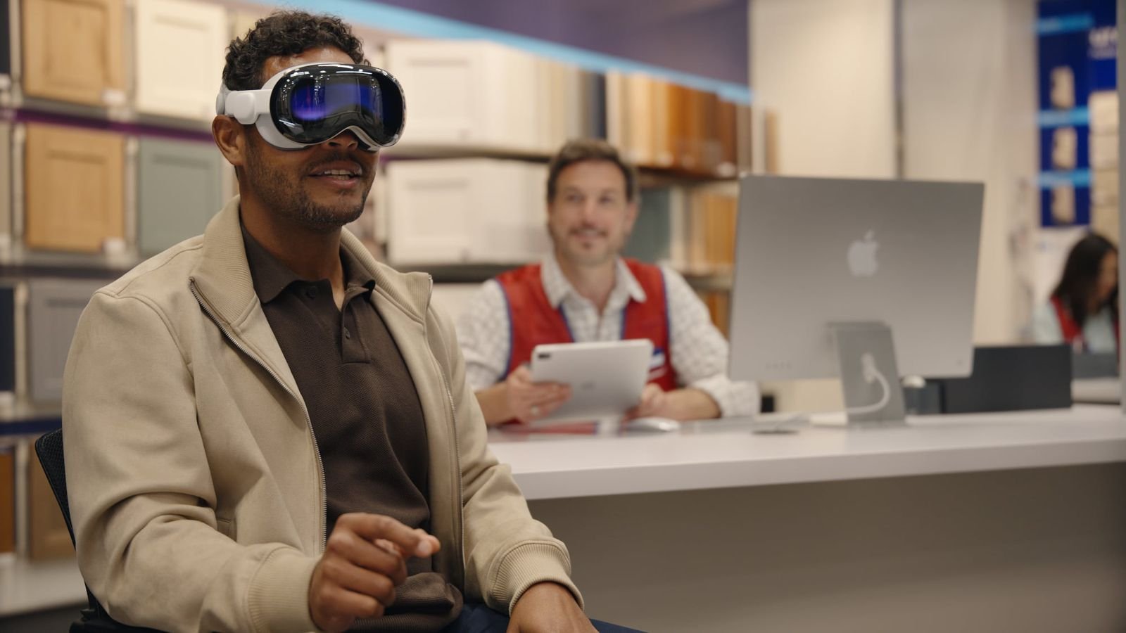 Lowe’s pilots in-store experience using Vision Pro