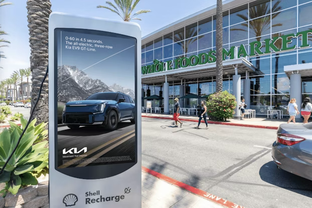 Dynamic AI-Powered DOOH Advertising: Lessons from NYC and Kia